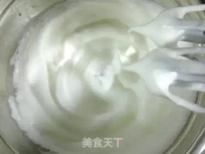 Make Tea and cream cake rolls step 5