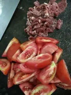 Make Simple tomato beef step 0