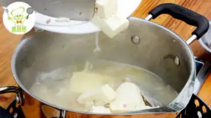 Make Tofu soup step 3