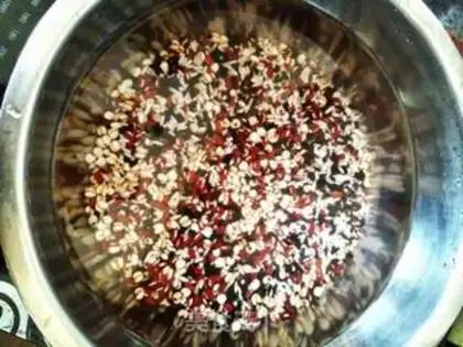 Make Red bean, black rice congee step 2