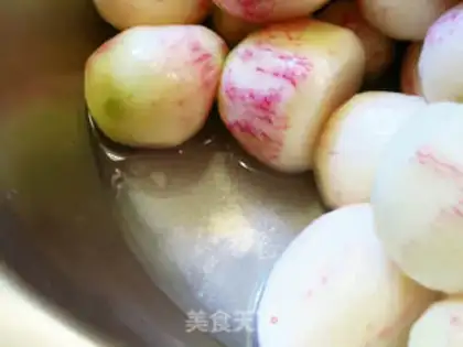 Make Pickled cherry carrot dry step 1