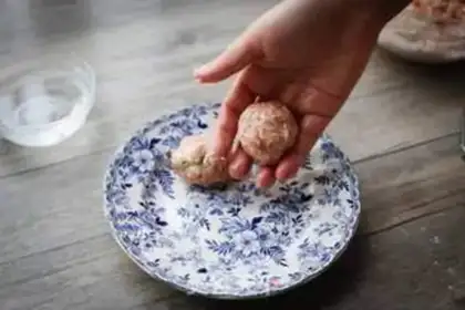 Make Sweet pork balls step 2
