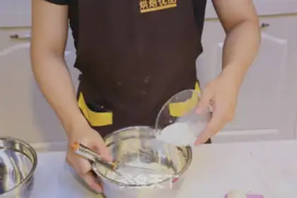 Make Japanese cheesecake step 2