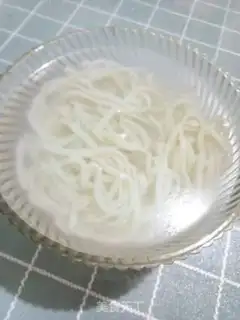 Make Onion cream noodles step 5