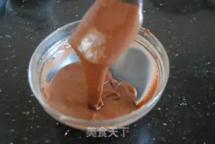 Make Chocolate cream cake step 3
