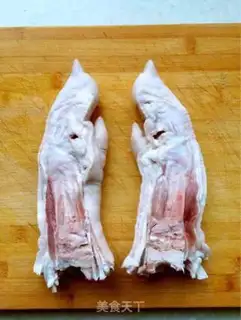 Make Red bean stewed pig
