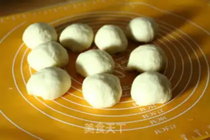 Make Sweet bunny bread step 2