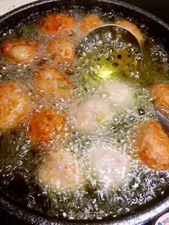 Make Red burn meatballs step 3