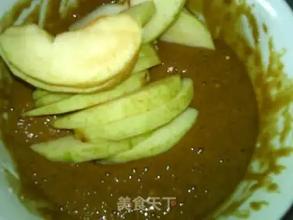 Make Cinnamon apple cake step 7