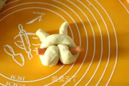 Make Sweet bunny bread step 6