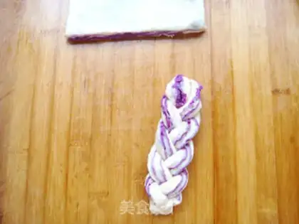 Make The lasagna bread step 20