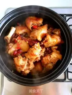 Make Red bean stewed pig