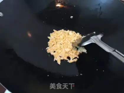 Make Shrimp shrimp fried rice step 2