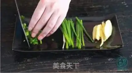 Make Scratch the fish head step 1