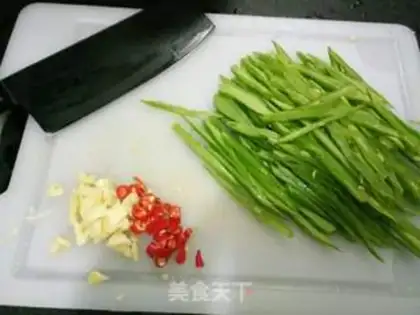 Make Garlic beans step 2