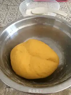 Make Pumpkin coconut bread step 0