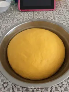 Make Pumpkin coconut bread step 1