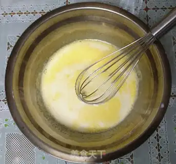 Make Blanche cranberry cake step 2