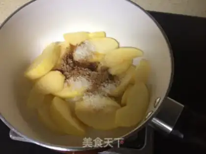 Make Cinnamon apple pie step 7
