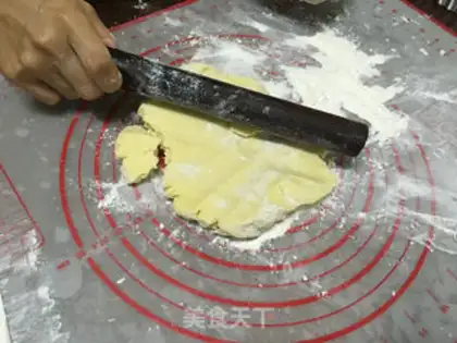 Make Cinnamon apple pie step 9
