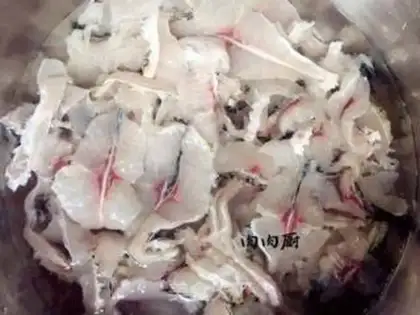 Make Chongqing sourfish step 9
