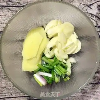 Make Chongqing sourfish step 12