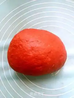 Make Red rose bread step 4