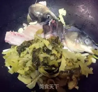 Make Chongqing sourfish step 15