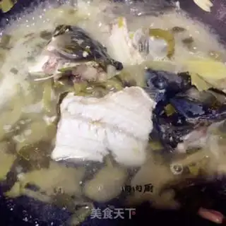 Make Chongqing sourfish step 16