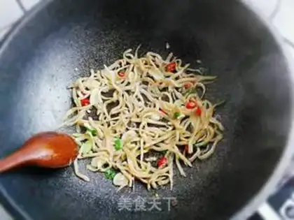Make Peanut and silverfish step 5