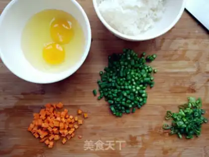 Make Garlic egg fried rice step 0