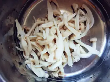 Make Pelican fried mushrooms step 0