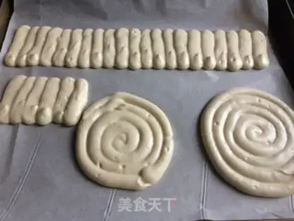 Make Strawberry Charlotte step 6