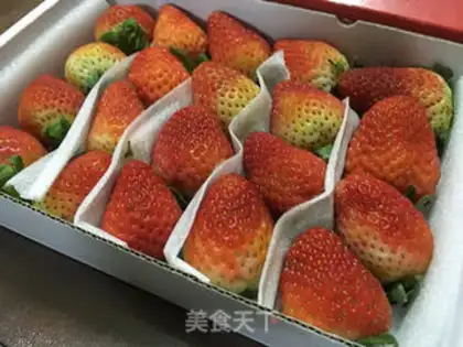 Make Strawberry Charlotte step 10