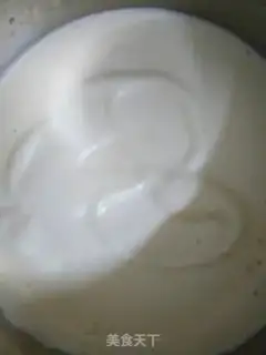 Make Strawberry cream chocolate cake step 1