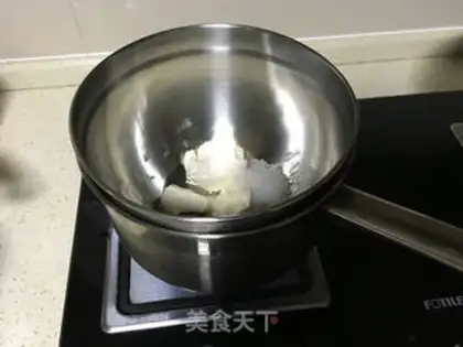 Make Strawberry Charlotte step 12