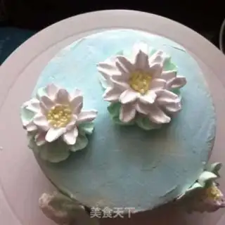 Make Strawberry cream chocolate cake step 5