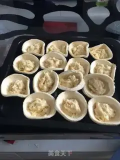 Make Eggs and guacamole step 2