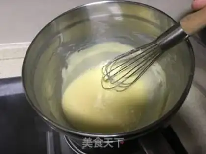 Make Strawberry Charlotte step 21