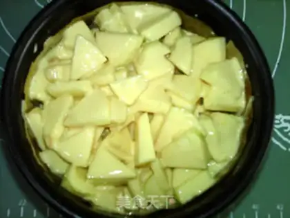Make Russian apple cake without sugar step 6