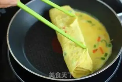 Make Vegetable egg rolls step 2