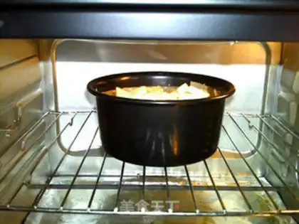Make Russian apple cake without sugar step 7