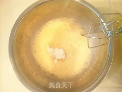 Make SpongeBob cake step 1