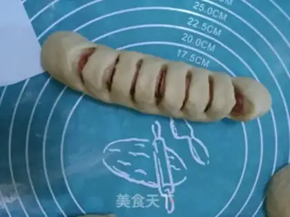 Make Onion sausage bread step 7