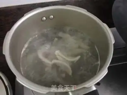 Make Pork tummy soup step 7