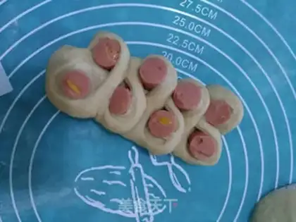 Make Onion sausage bread step 8