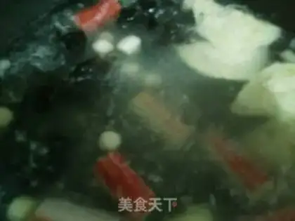 Make Egg dumpling seafood fan soup step 4