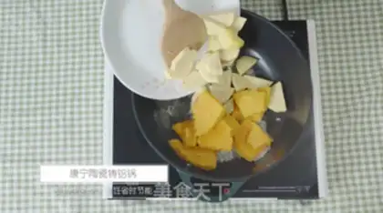 Make Goldmelon soup step 3