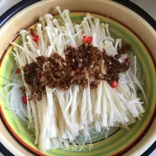 Make Garlic fans step 5
