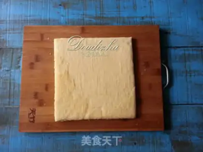 Make Skin cake, pine roll step 9